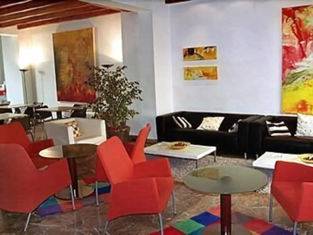 L'Host Boutique Rooms Pollenca 3*,  Spain